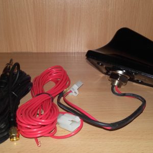 AM/FM radijo antena ryklio pelekas su stiprintuvu FMD320